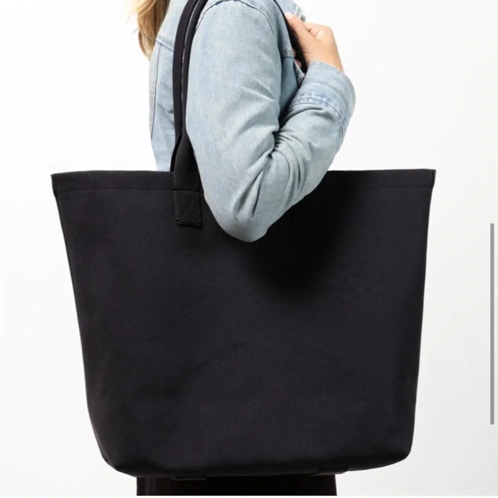 Corkcicle Black Tote Bag with Cooler Lunch Box and Mesh Laundry Bag - Picture 3 of 5